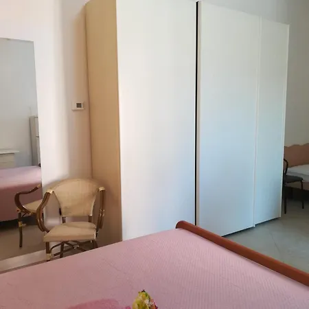 Quality Point Летний дом Мандурия